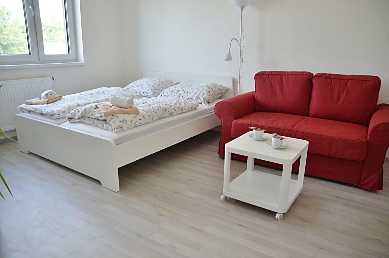 Exclusive Kolbenova Next To Subway Praga